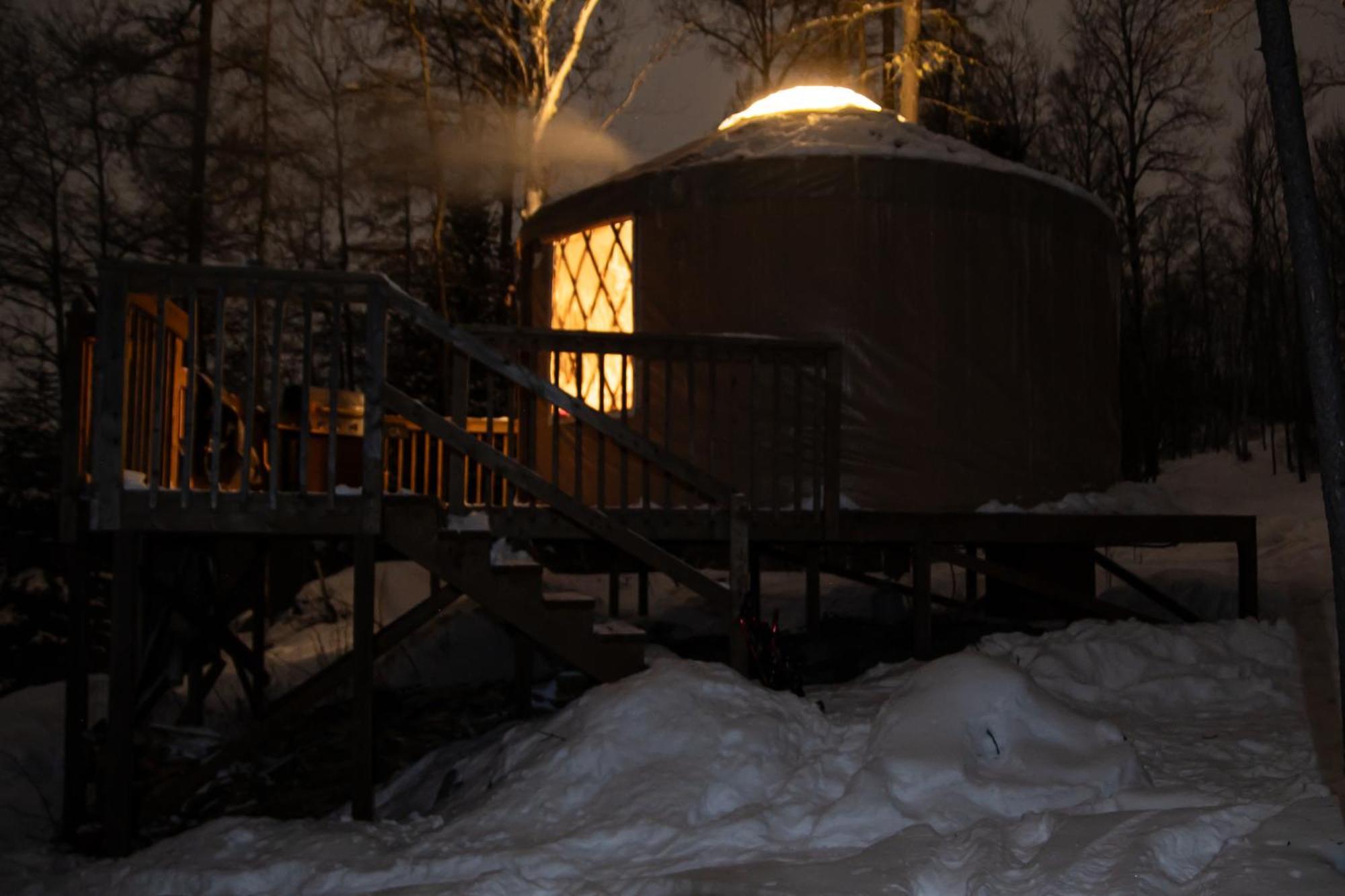 Les Racines Du P'tit Isidore Chalet